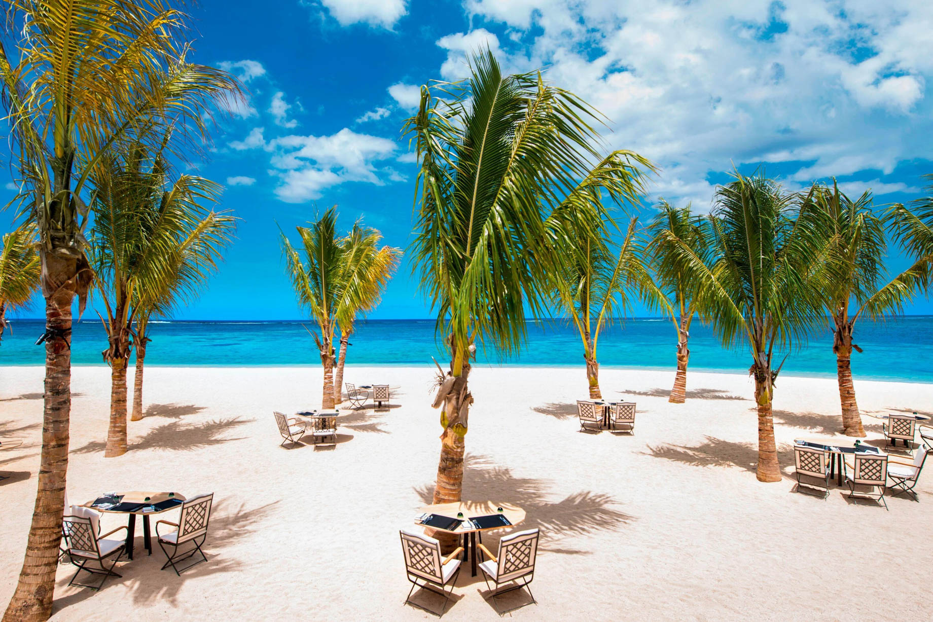 JW Marriott Mauritius Resort - Mauritius - The Resort Beach