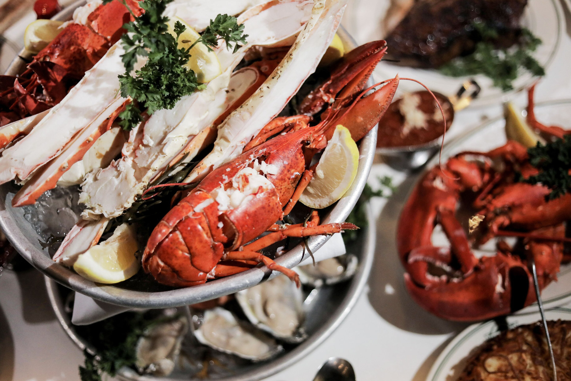 W Minneapolis The Foshay Hotel – Minneapolis, MN, USA – Manny’s Steakhouse Seafood