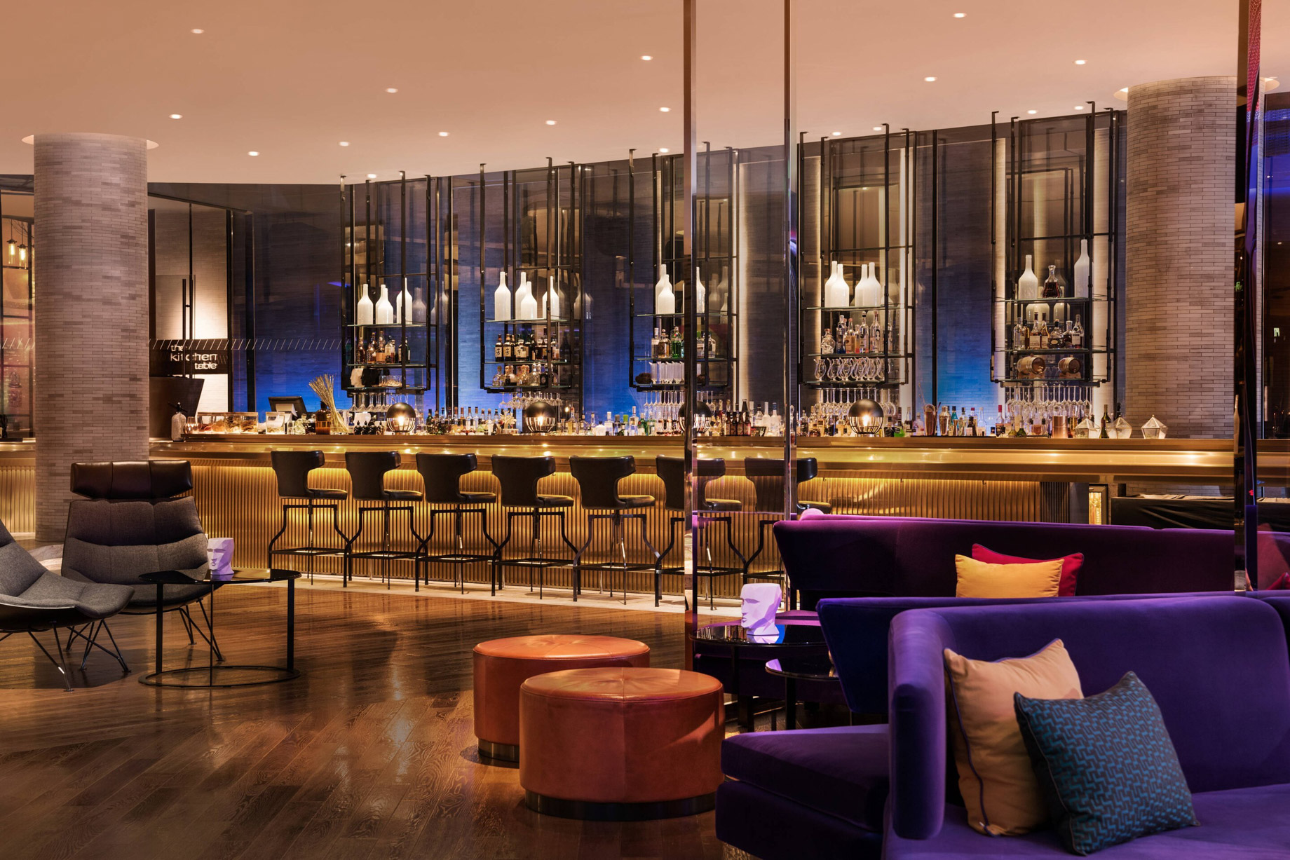 W Shanghai The Bund Hotel - Shanghai, China - WOOBar Interior