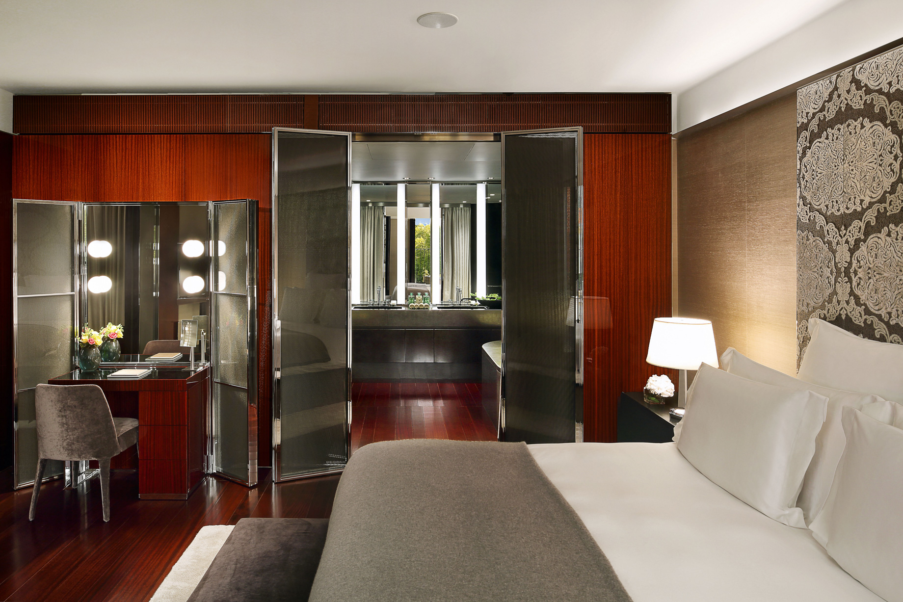 Bvlgari Hotel London – Knightsbridge, London, UK – Bvlgari Suite Bedroom and Bathroom