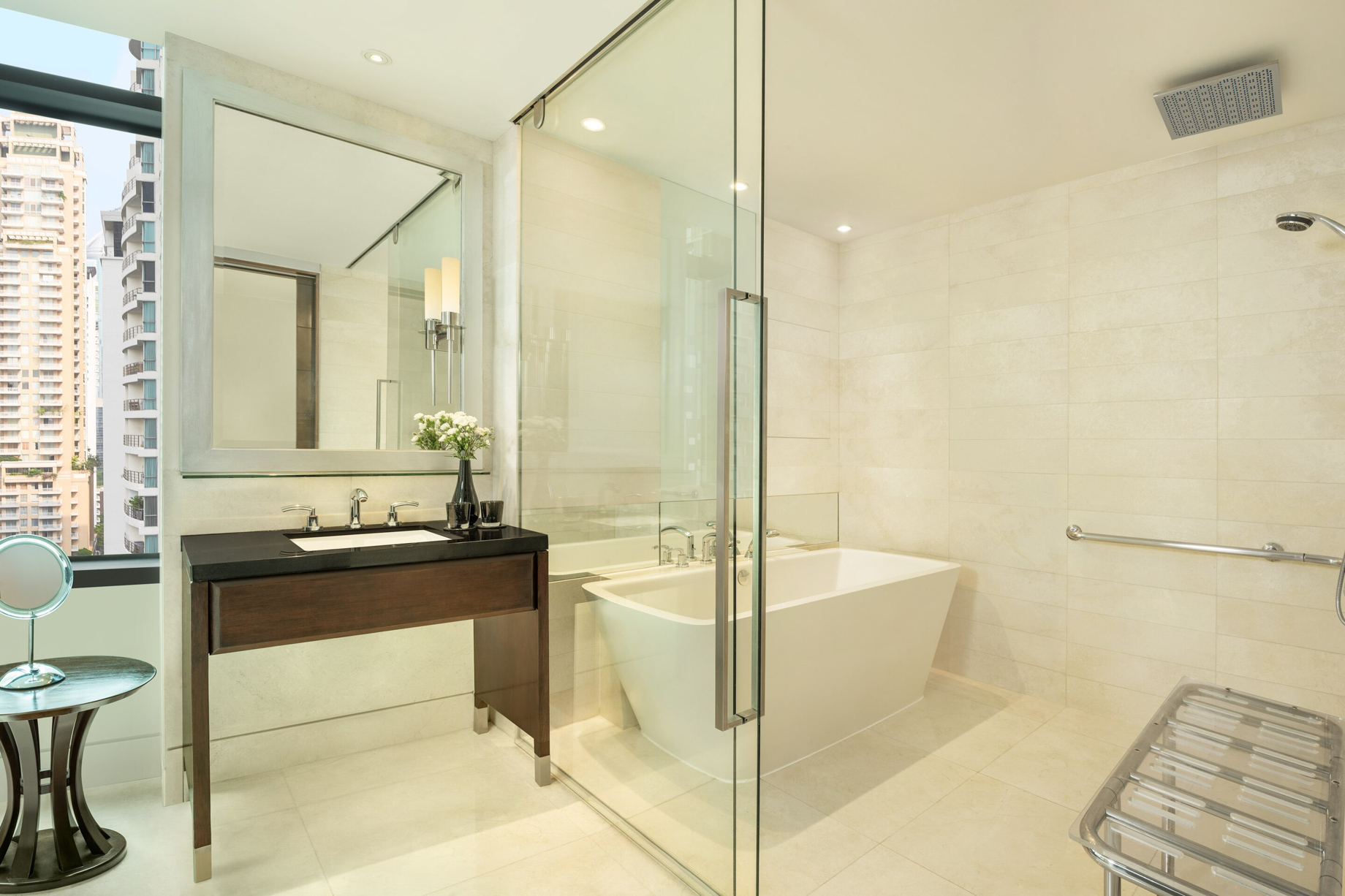 The St. Regis Bangkok Hotel – Bangkok, Thailand – Deluxe Accessible Bathroom