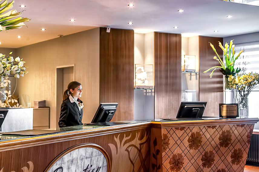 Tschuggen Grand Hotel - Arosa, Switzerland - Front Desk
