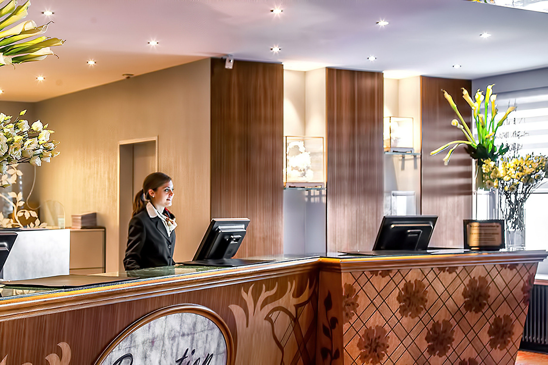 Tschuggen Grand Hotel – Arosa, Switzerland – Front Desk