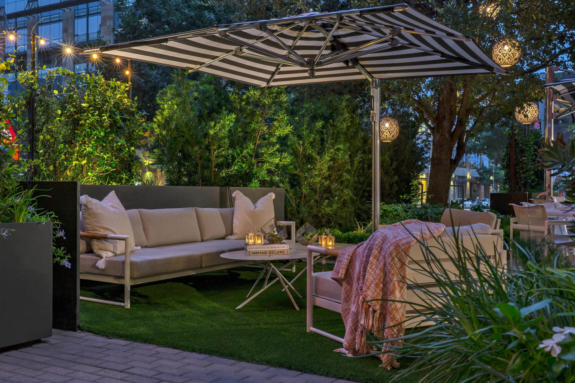 W Austin Hotel – Austin, TX, USA – Trace Patio