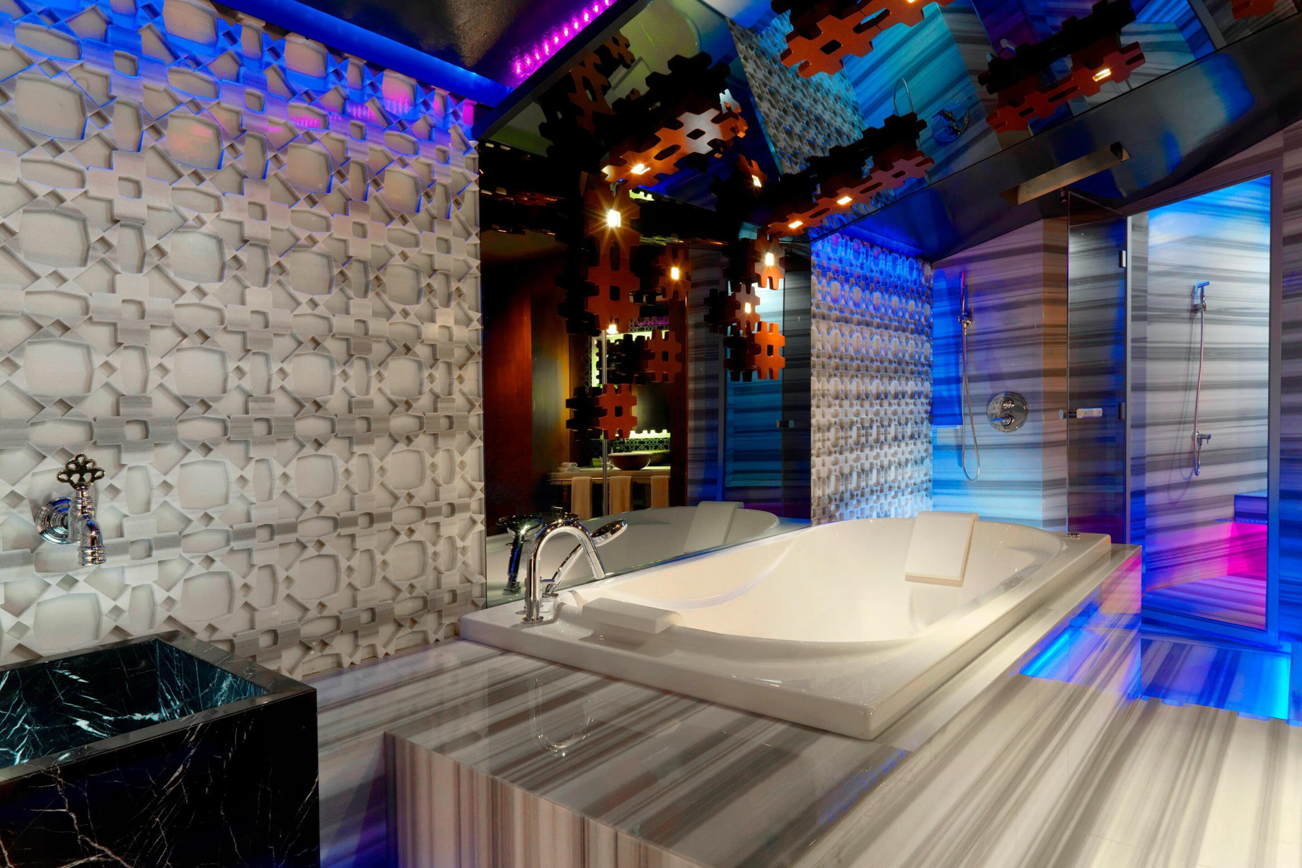 W Istanbul Hotel - Istanbul, Turkey - E Wow Suite Turkish Bath