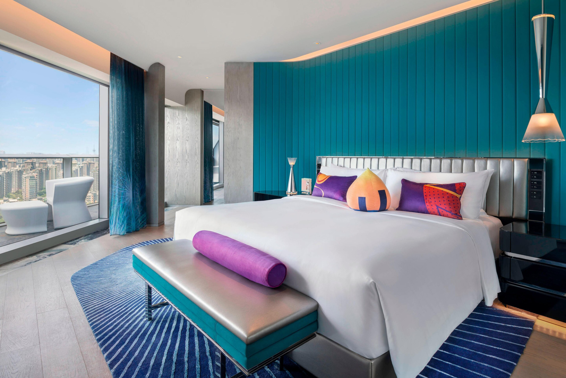 022 – W Xi’an Hotel – Xi’an, Shaanxi Province, China – Cozy Guest Room King