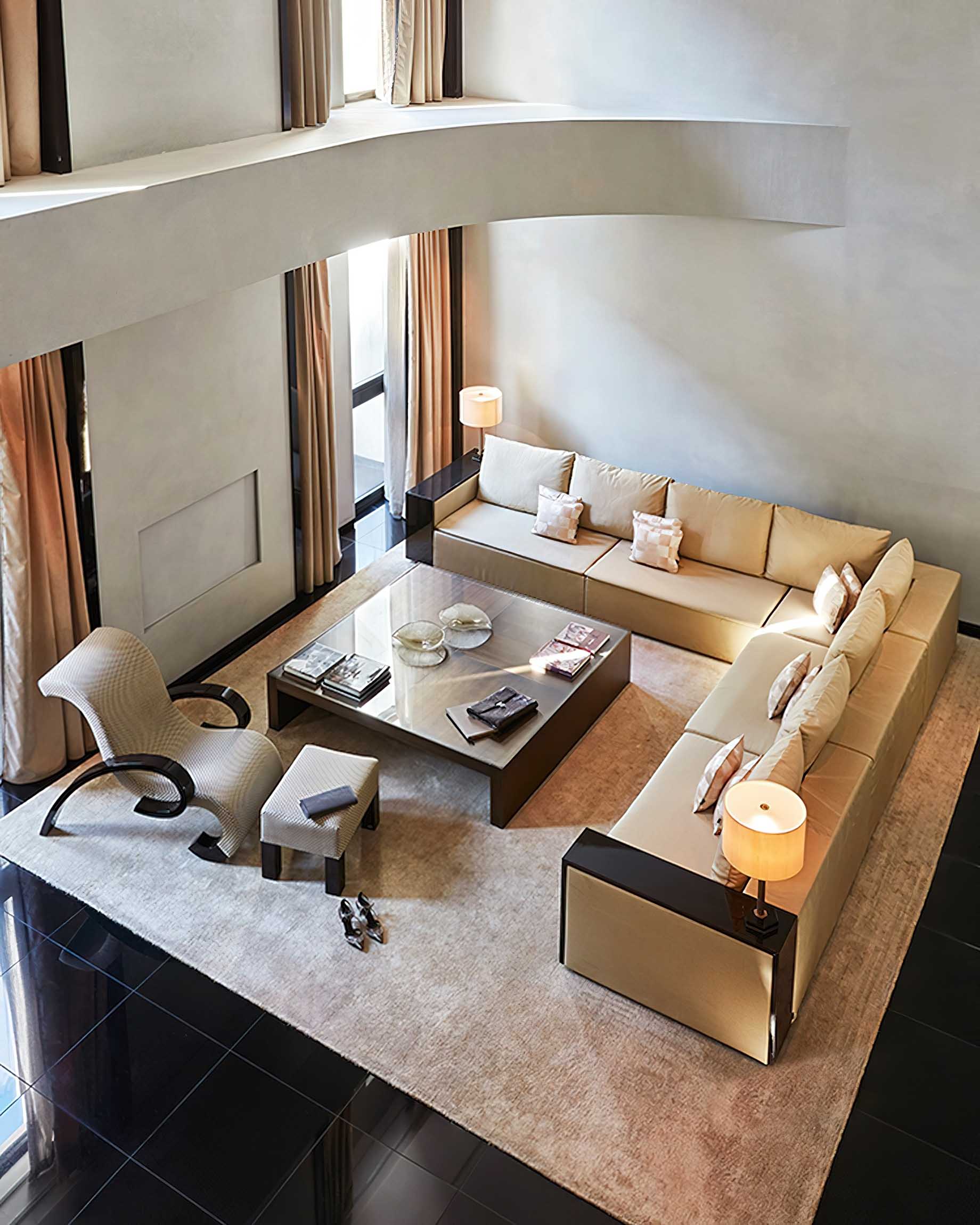 024 – Armani Hotel Milano – Milan, Italy – Armani Signature Suite Gym Living Room