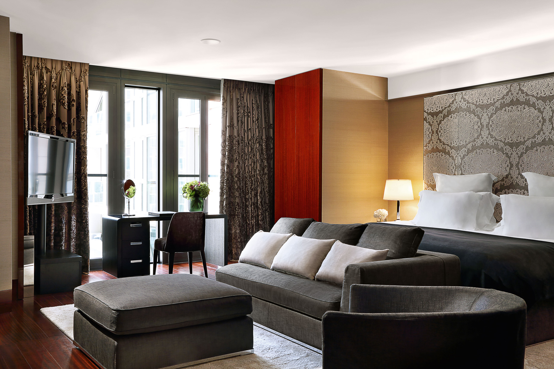 Bvlgari Hotel London – Knightsbridge, London, UK – Bvlgari Suite Bedroom