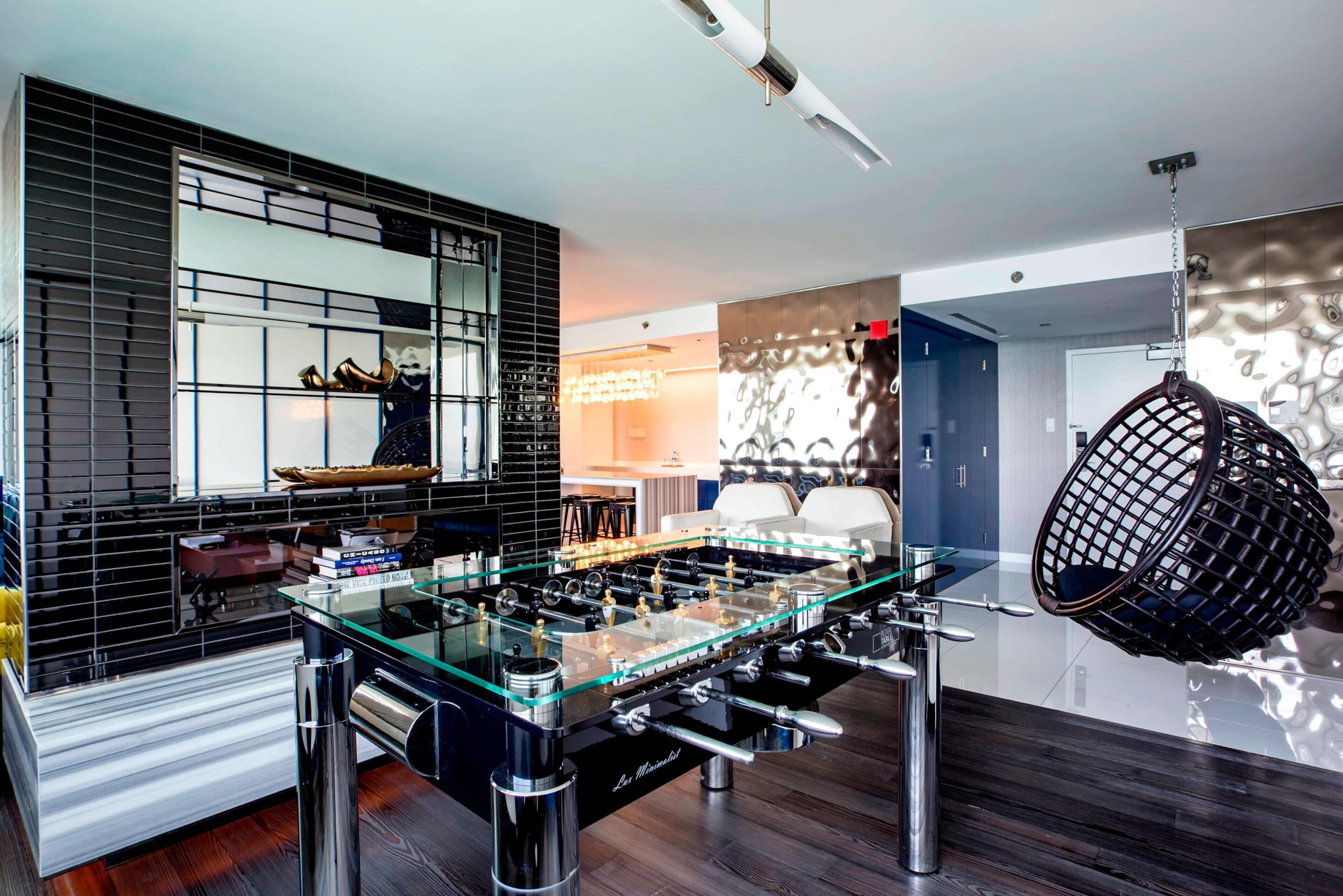 W Chicago Lakeshore Hotel – Chicago, IL, USA – Extreme WOW Suite Living