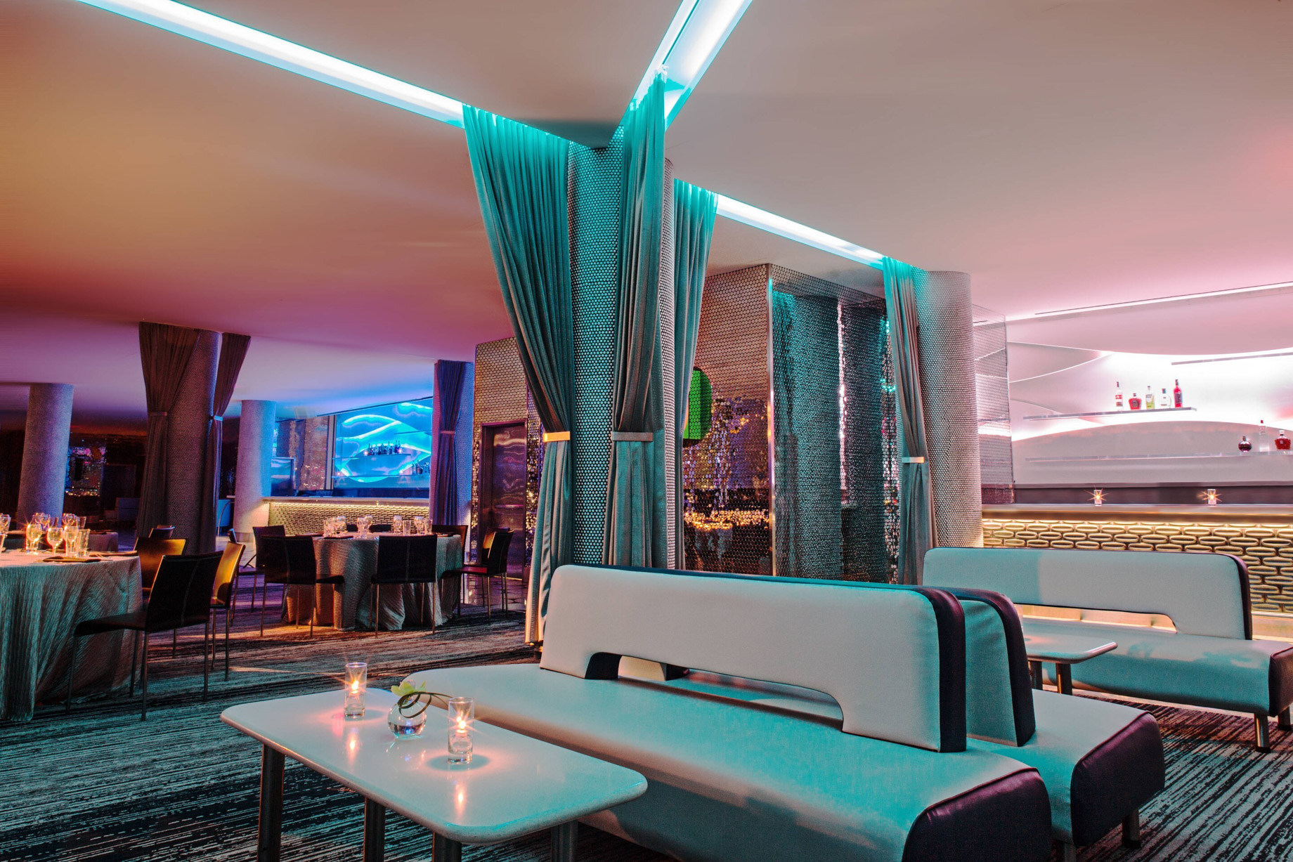 W Dallas Victory Hotel - Dallas, TX, USA - Altitude Style