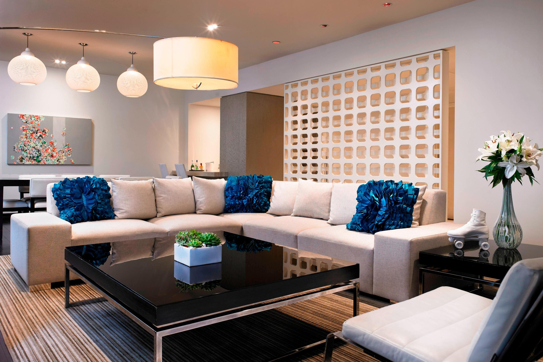 W Hollywood Hotel – Hollywood, CA, USA – Garden Wow Suite Living Area