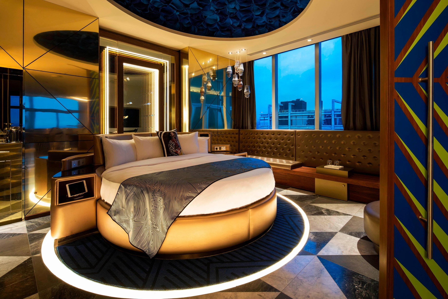 W Mexico City Hotel - Polanco, Mexico City, Mexico - E WOW Suite King Round