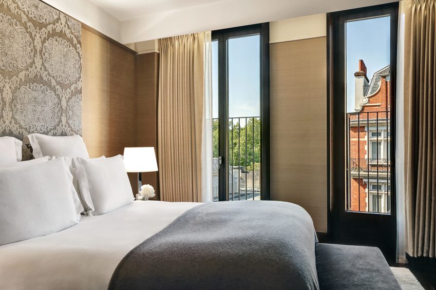 Bvlgari Hotel London - Knightsbridge, London, UK - Bvlgari Suite Bedroom