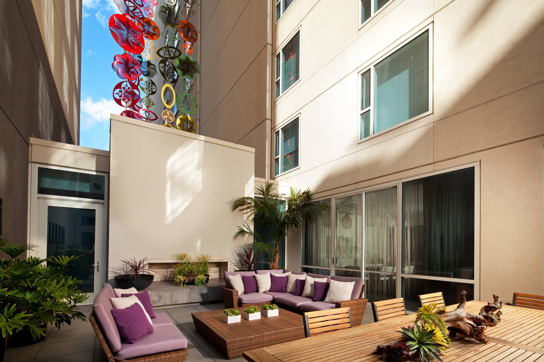 W Hollywood Hotel – Hollywood, CA, USA – Garden Wow Suite Patio