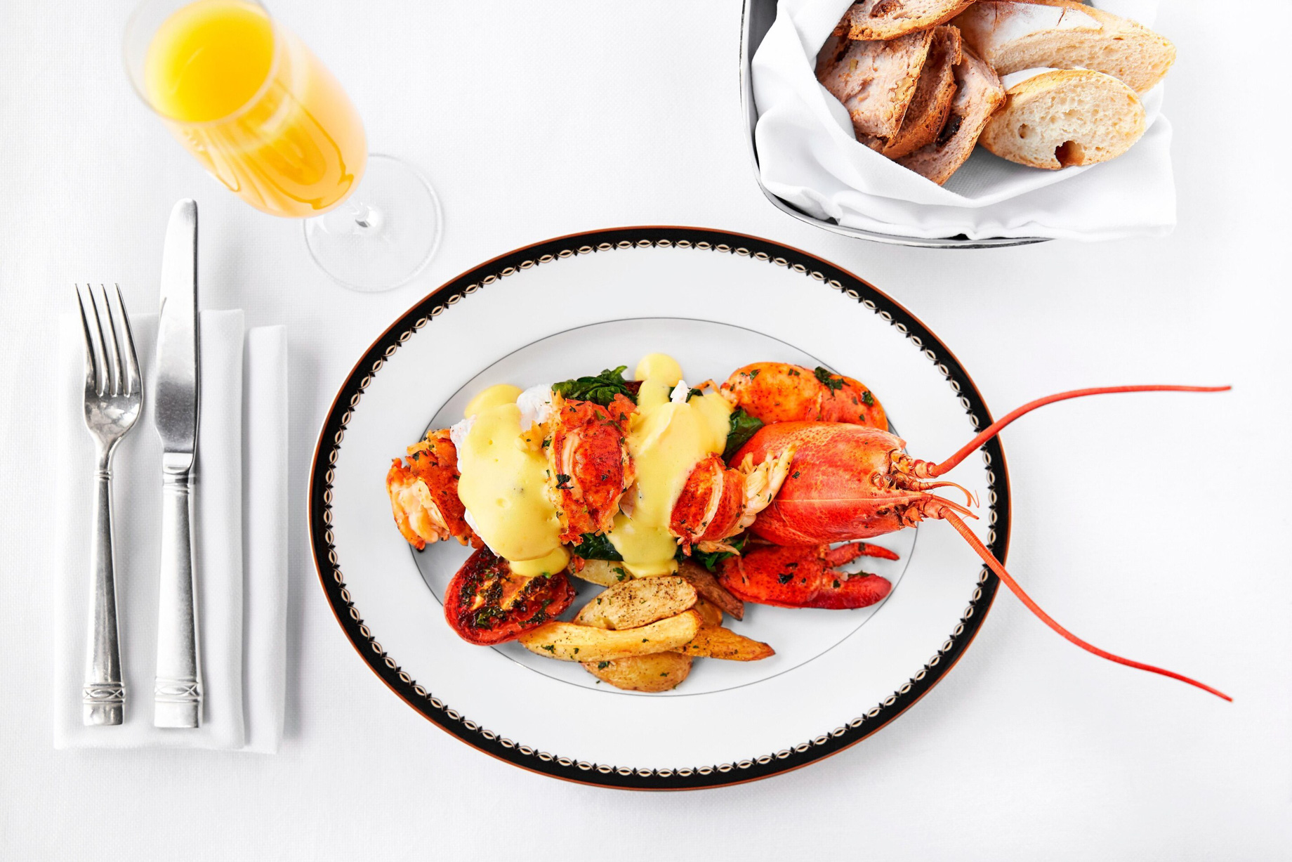 The St. Regis Washington D.C. Hotel - Washington, DC, USA - Alhambra Restaurant Lobster