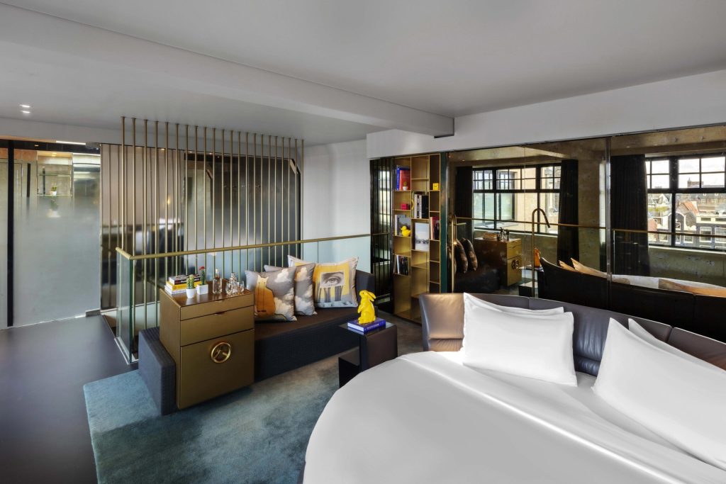 W Amsterdam Hotel - Amsterdam, Netherlands - Extreme WOW Bank One Bedroom Suite King
