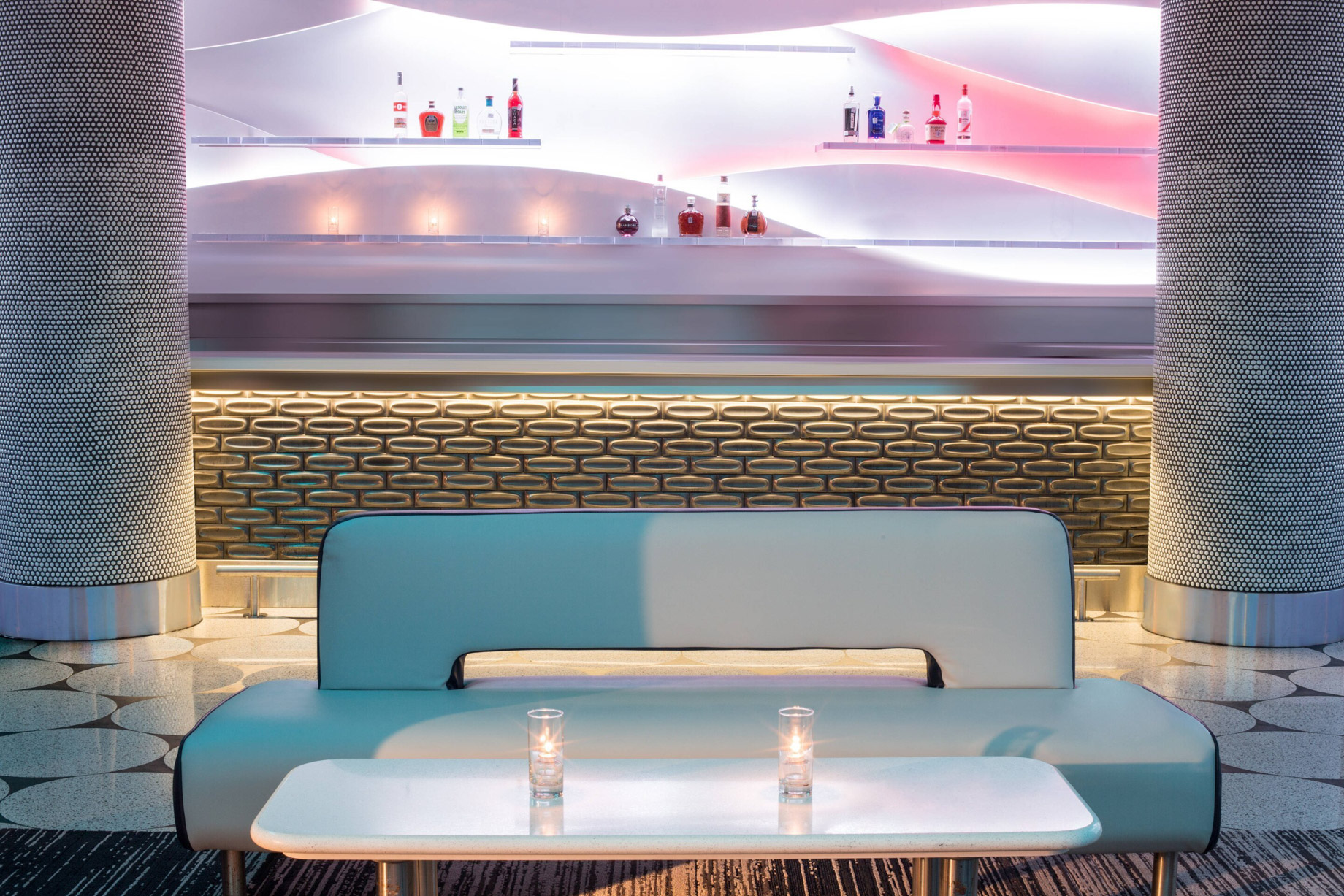 W Dallas Victory Hotel – Dallas, TX, USA – Atltitude Bar Seating