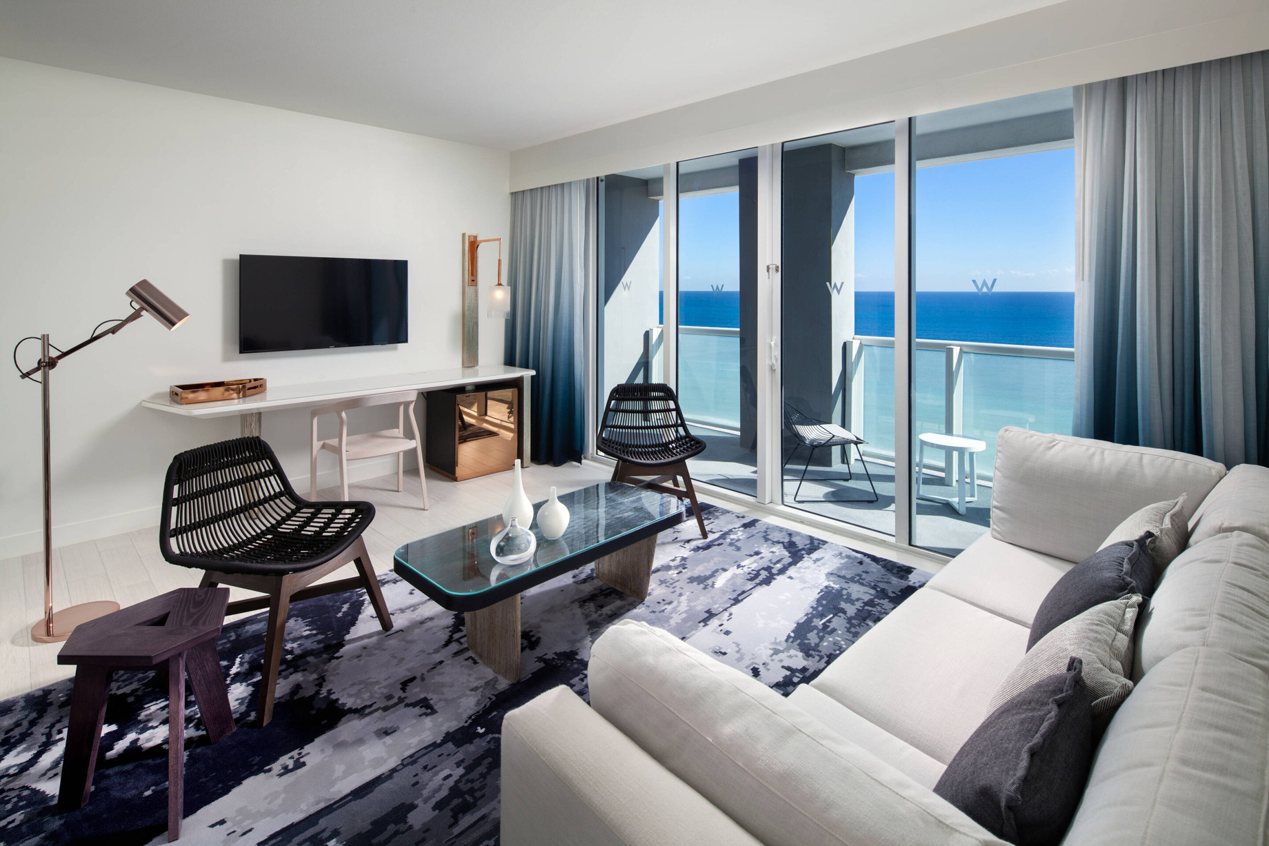 W Fort Lauderdale Hotel – Fort Lauderdale, FL, USA – Fantastic Ocean Front Suite Living Area