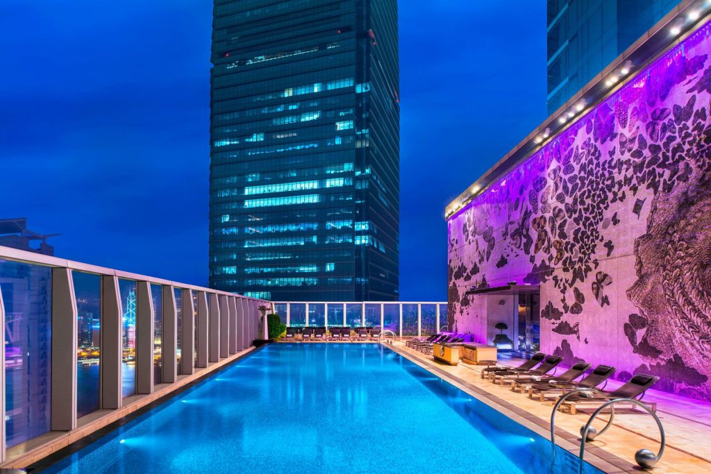W Hong Kong Hotel - Hong Kong - WET Swimming Pool Night