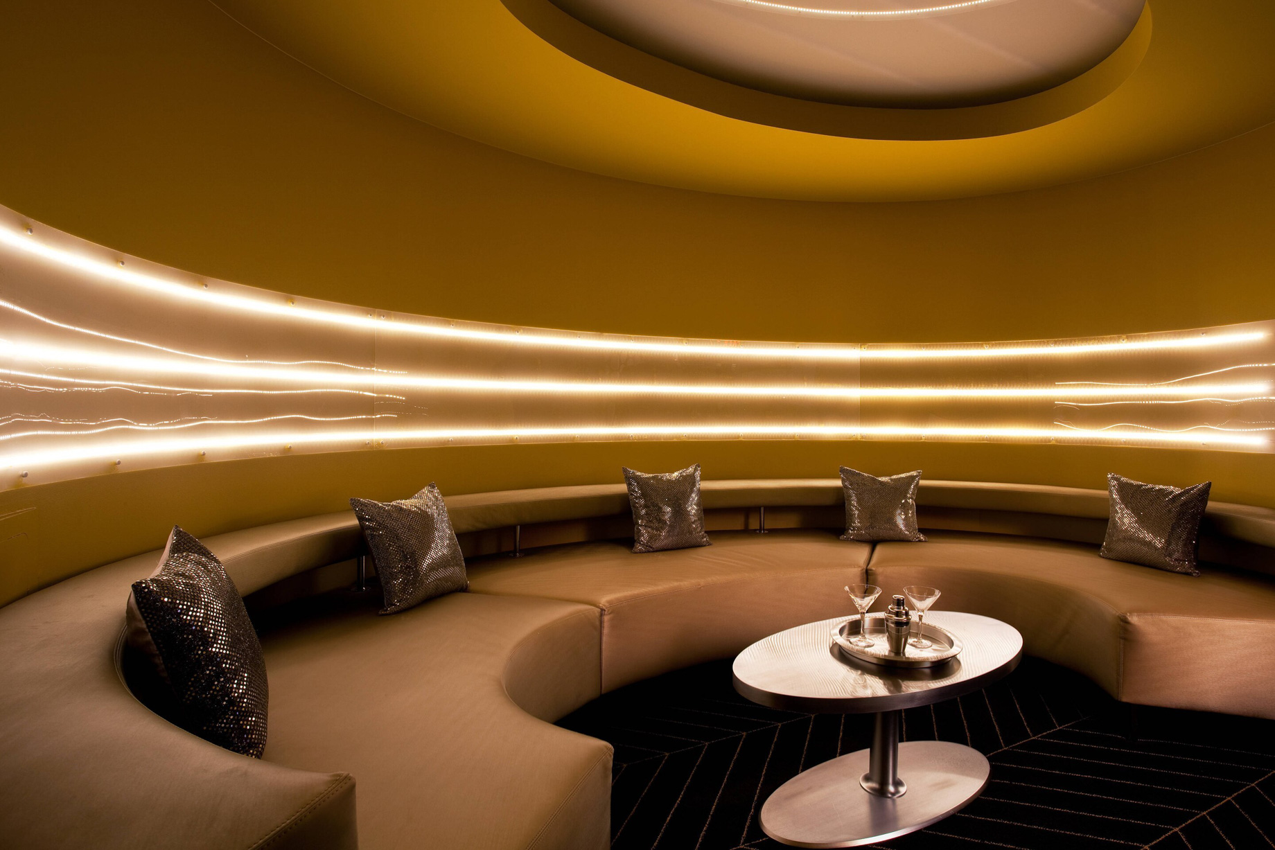 W New Orleans French Quarter Hotel – New Orleans, LA, USA – Fantastic Suite Living Area