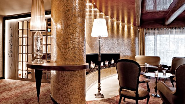 Tschuggen Grand Hotel - Arosa, Switzerland - Fireside Lounge