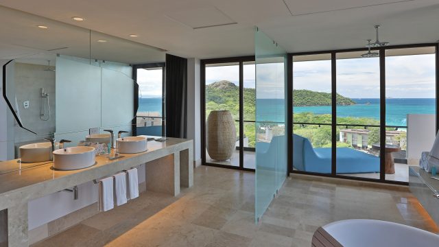 W Costa Rica Reserva Conchal Resort - Costa Rica - Ewow Suite Bathroom