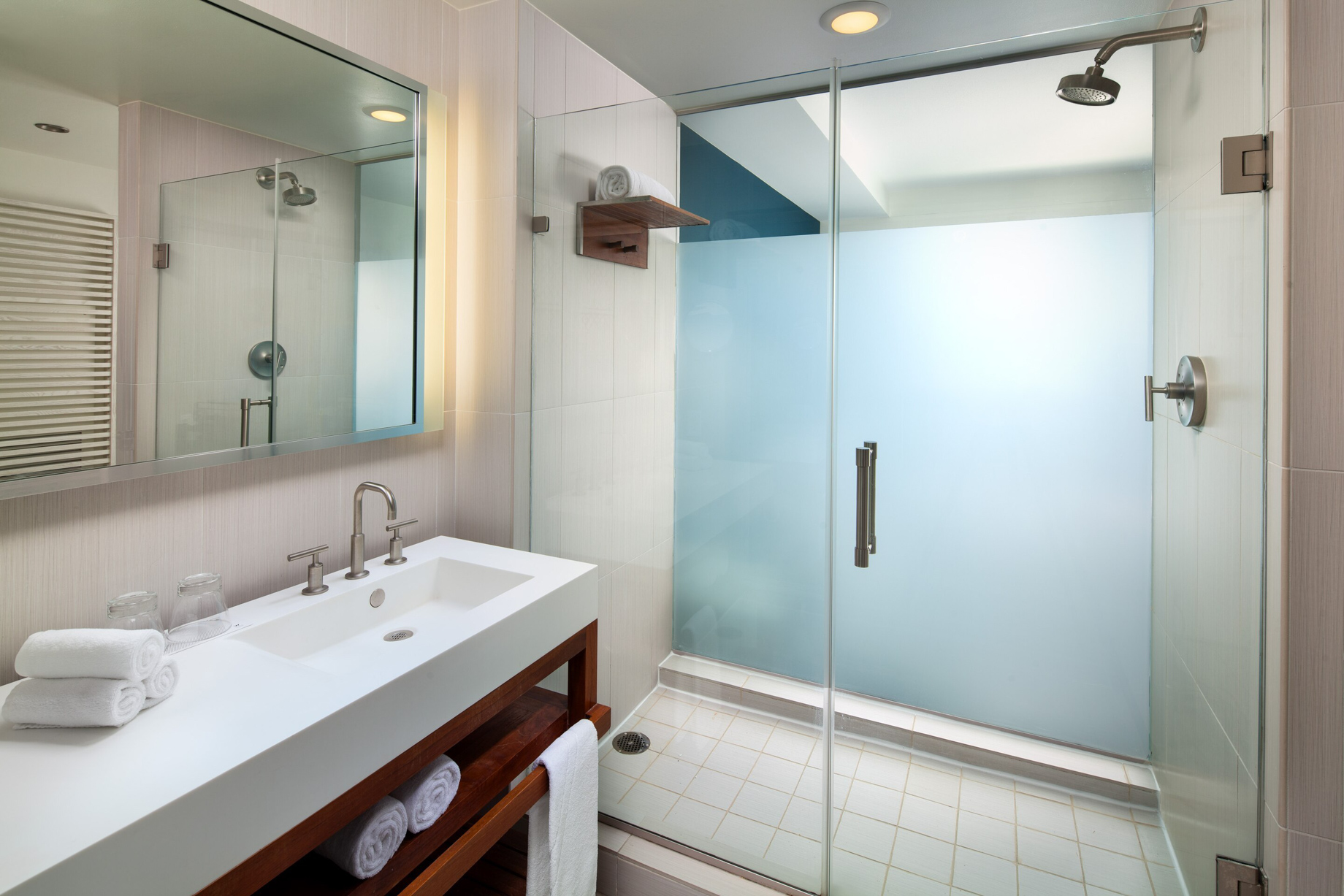 W Fort Lauderdale Hotel - Fort Lauderdale, FL, USA - Guest Bathroom