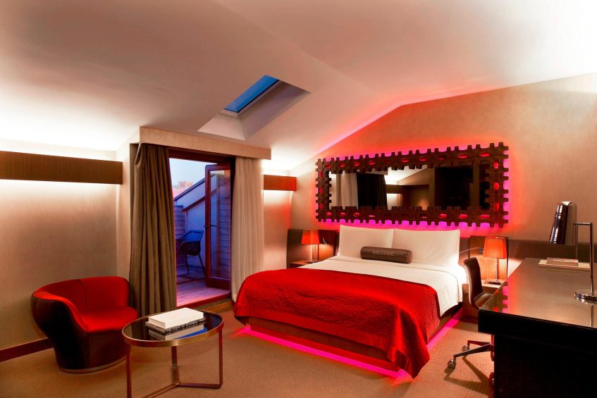 W Istanbul Hotel - Istanbul, Turkey - Fabulous Room