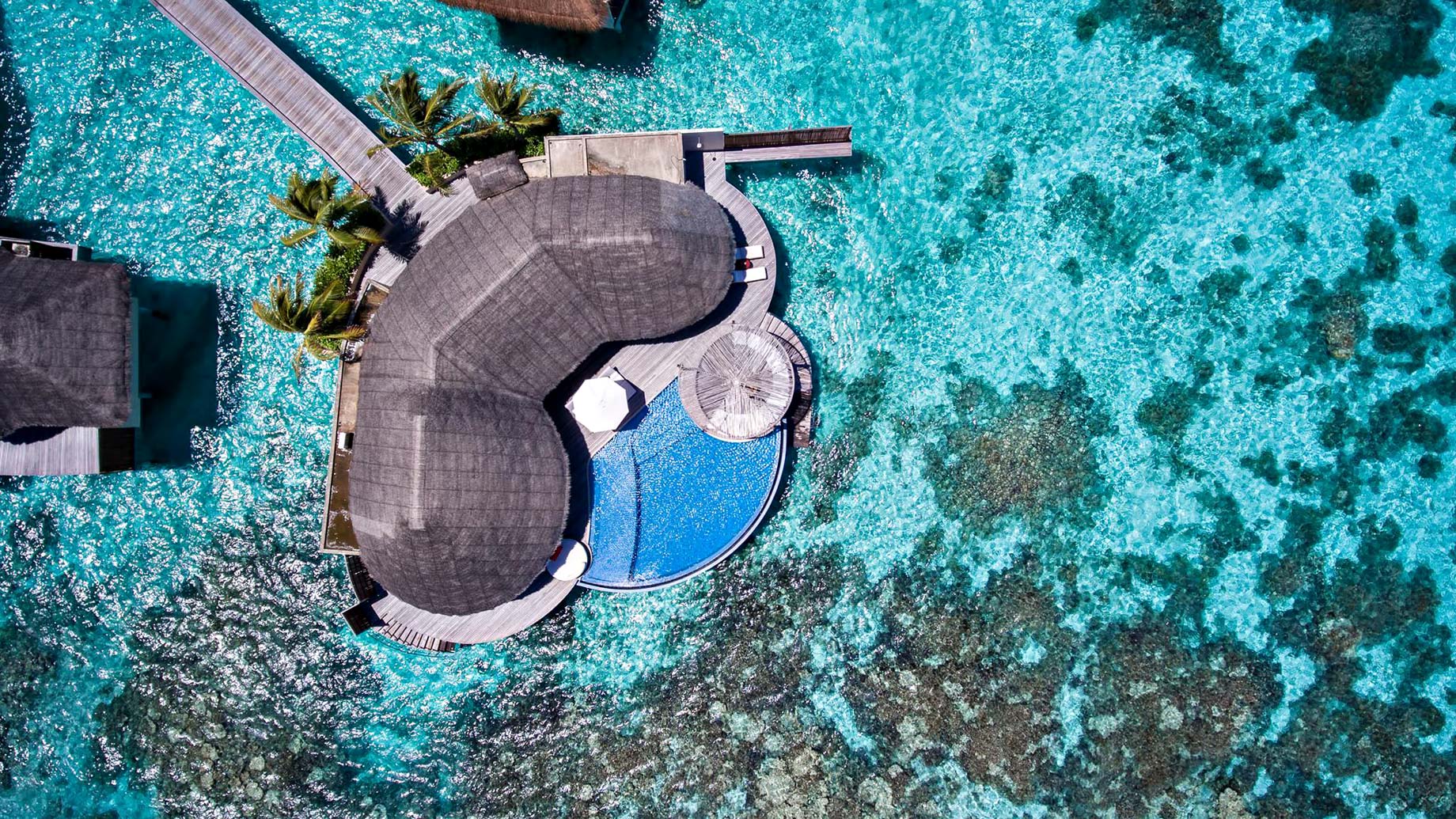027 – W Maldives Resort – Fesdu Island, Maldives – Overwater Bungalow Overhead View