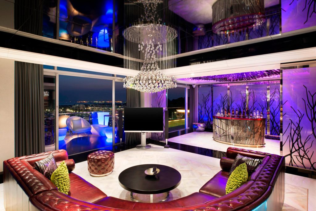 W Singapore Sentosa Cove Hotel - Singapore - Extreme WOW Suite Living Room