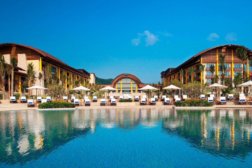 The St. Regis Sanya Yalong Bay Resort - Hainan, China - Resort Heated Pool