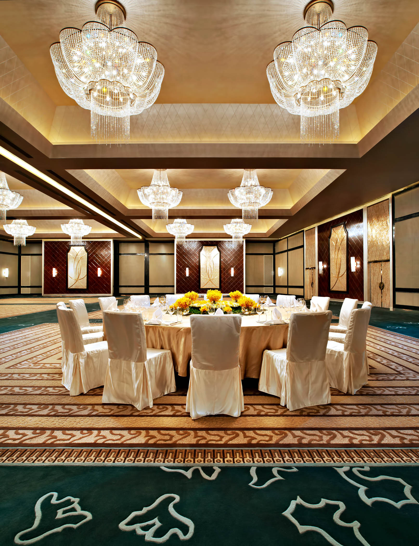 The St. Regis Tianjin Hotel - Tianjin, China - St. Regis Ballroom