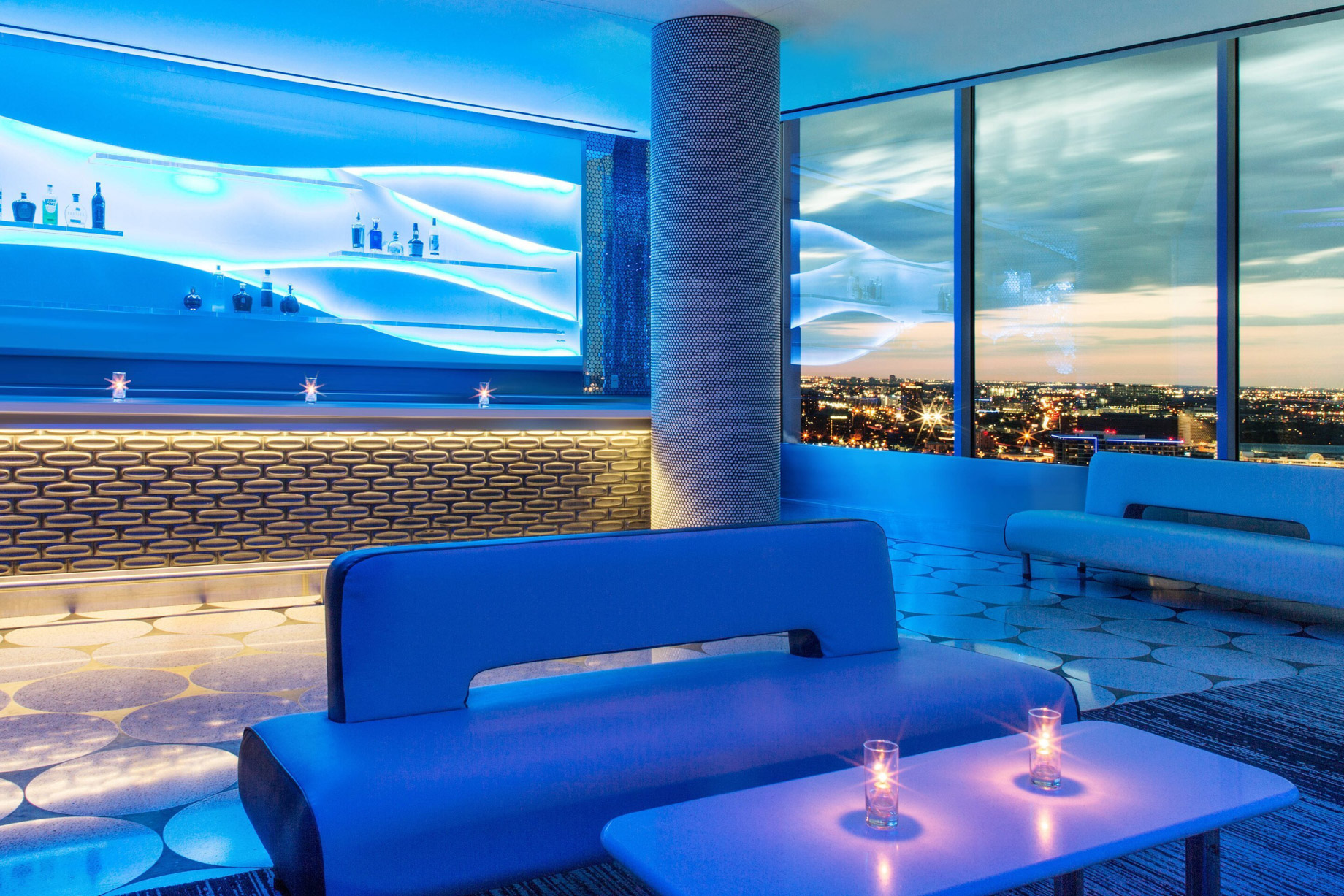 W Dallas Victory Hotel – Dallas, TX, USA – Altitude VIP Bar