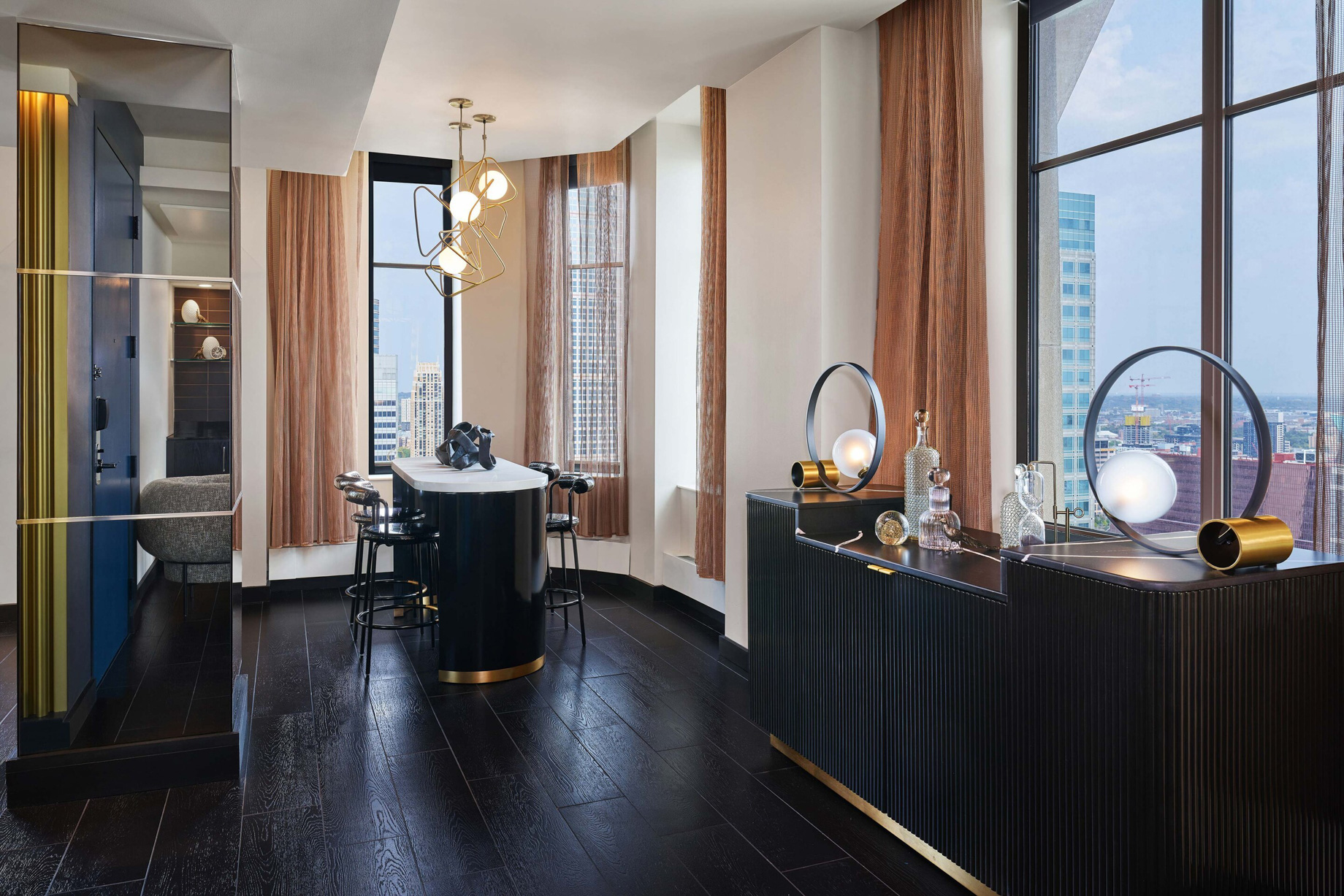 W Minneapolis The Foshay Hotel – Minneapolis, MN, USA – Wow Suite Dining Room