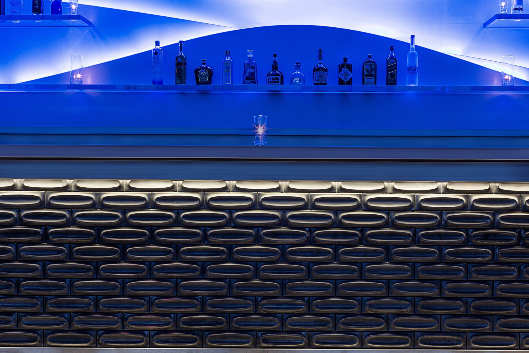 W Dallas Victory Hotel - Dallas, TX, USA - Altitude Bar Design