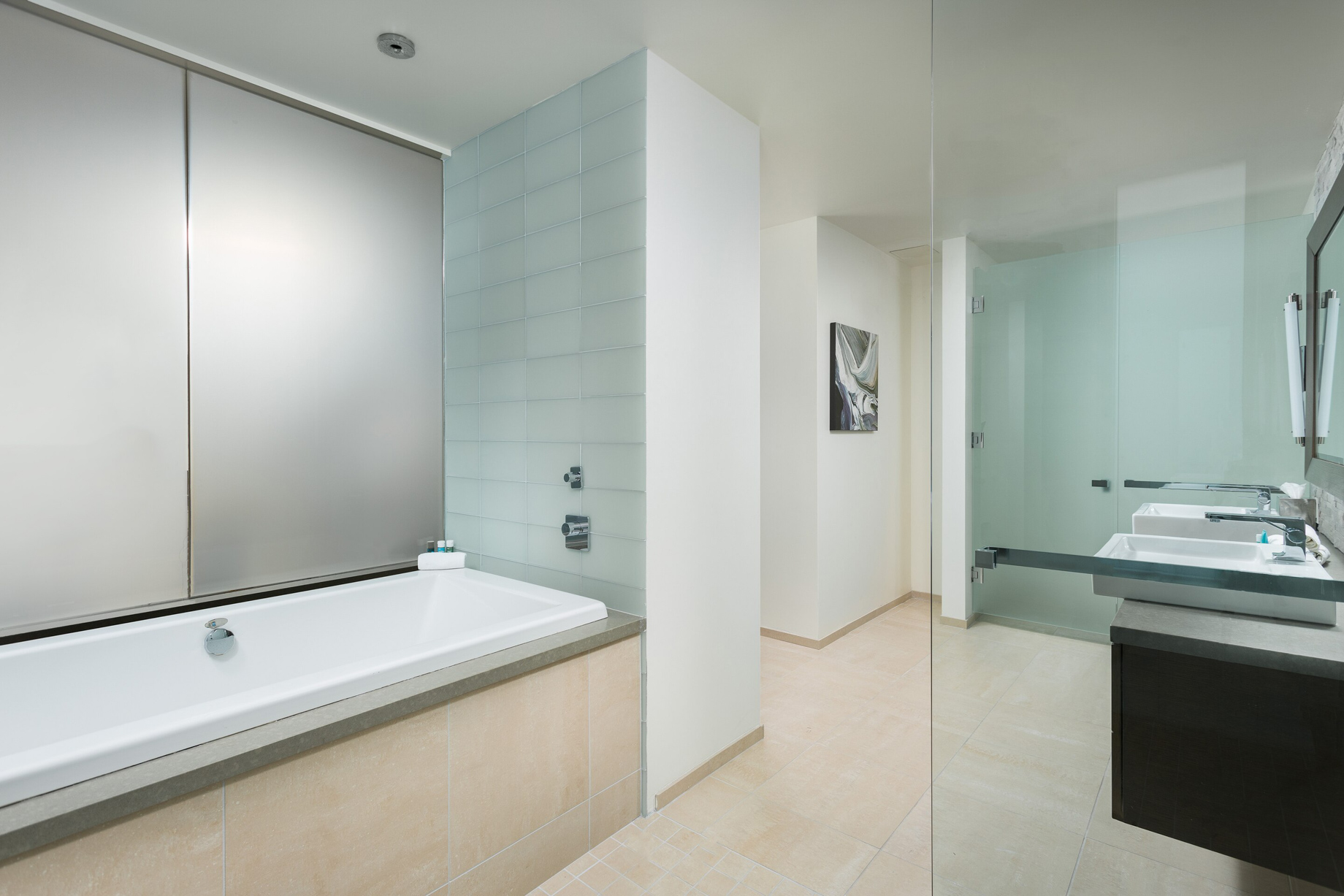 W Scottsdale Hotel – Scottsdale, AZ, USA – Extreme Wow Suite Bathroom