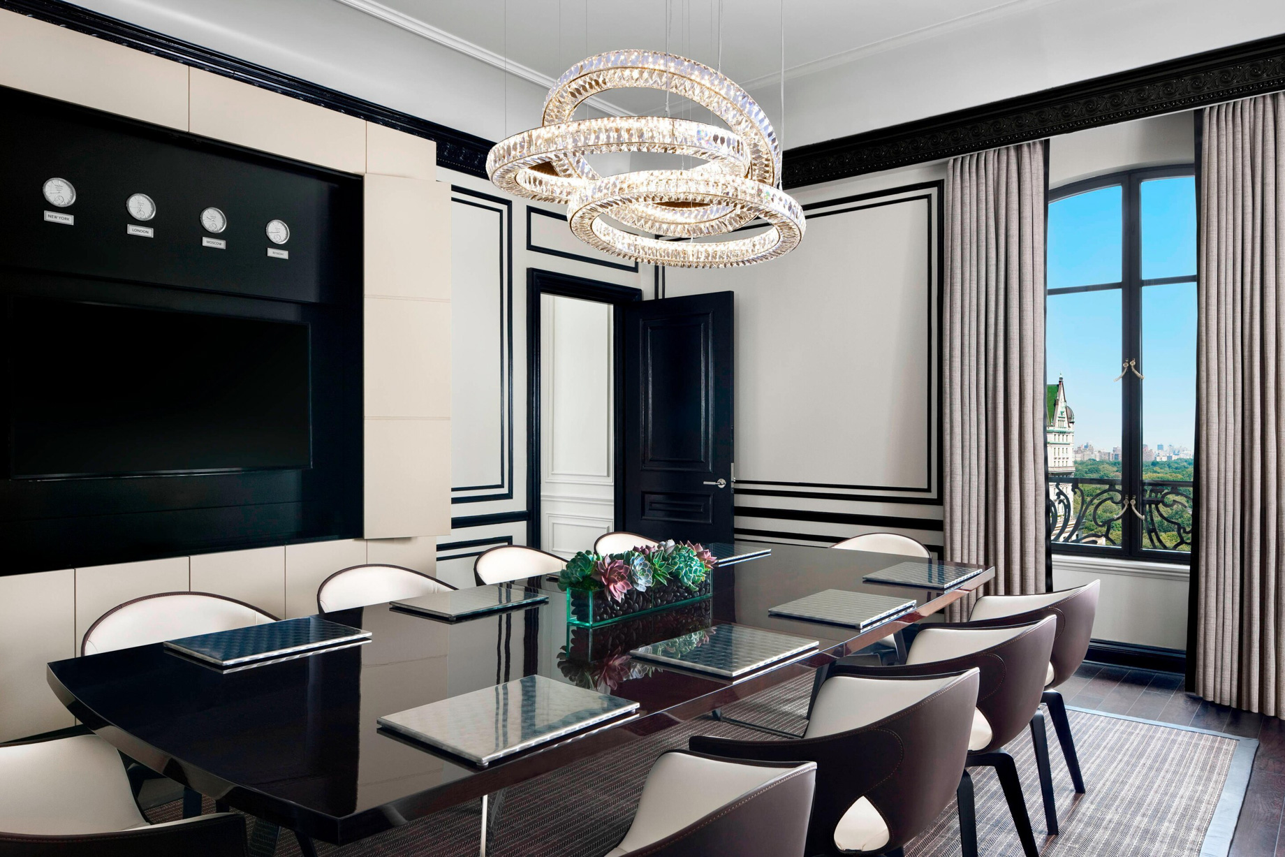 The St. Regis New York Hotel – New York, NY, USA – Bentley Suite Dining Area