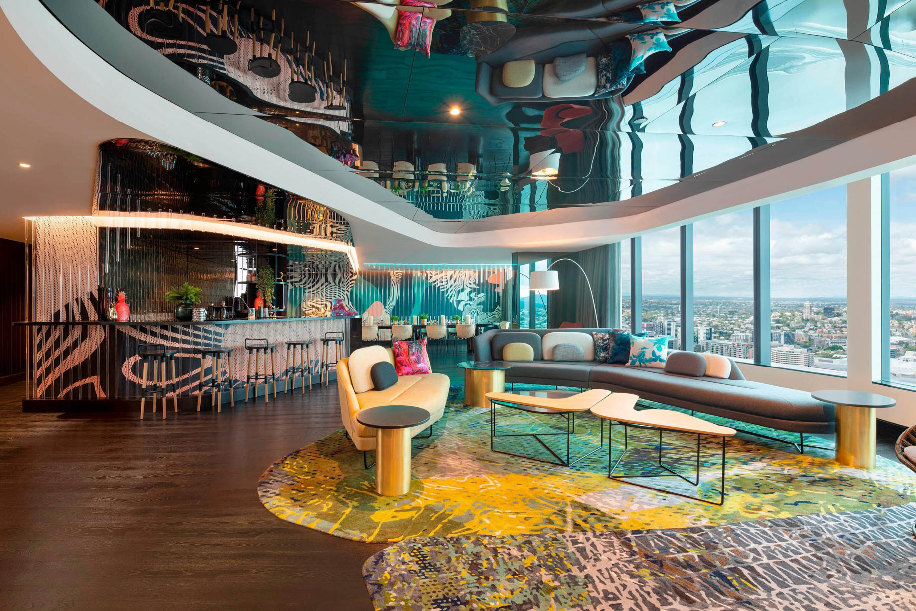 W Brisbane Hotel - Brisbane, Australia - Extreme WOW Suite Lounge