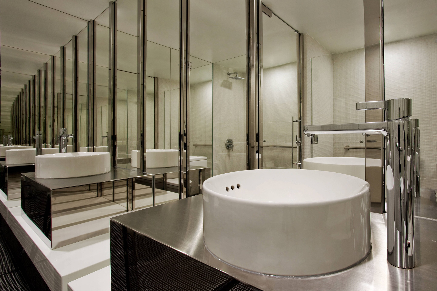 W New Orleans French Quarter Hotel - New Orleans, LA, USA - Studio Suite Bathroom