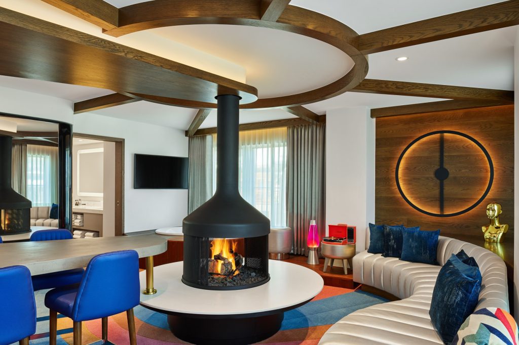 W Aspen Hotel - Aspen, CO, USA - Extreme Wow Suite Round Fireplace