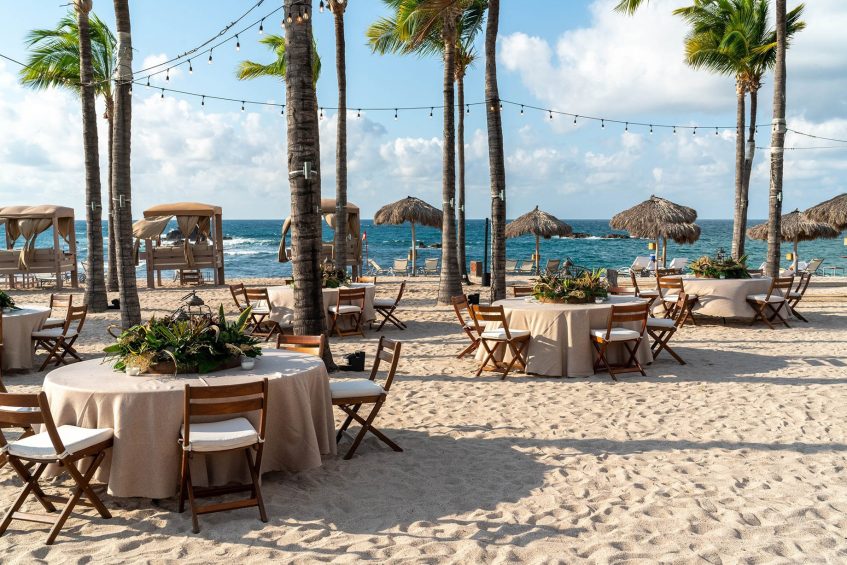 Four Seasons Resort Punta Mita - Nayarit, Mexico - Beach Dining Lounge