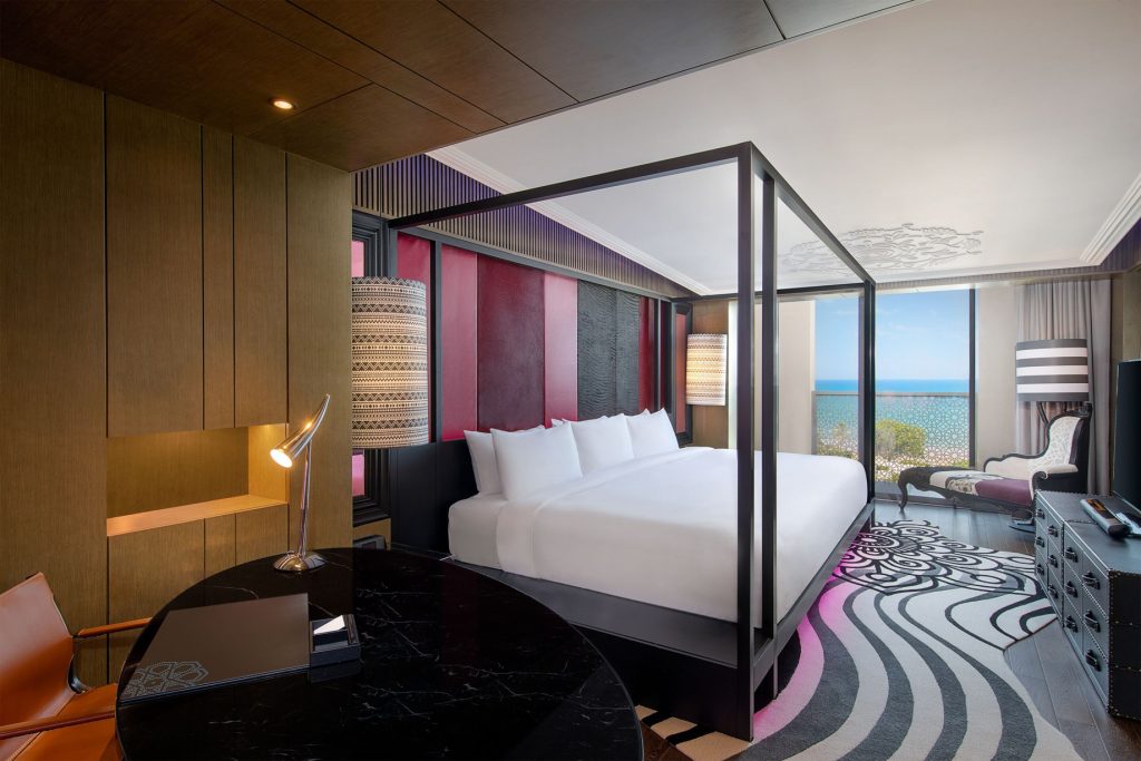 W Muscat Resort - Muscat, Oman - E WOW Suite King Bedroom