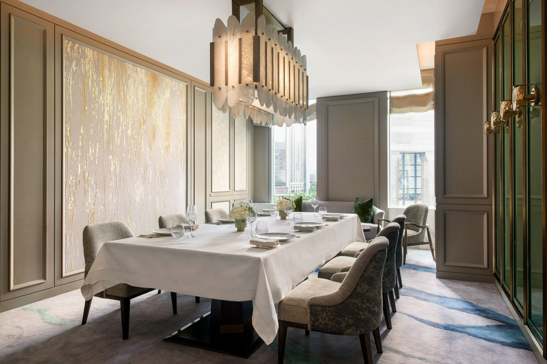 The St. Regis Hong Kong Hotel Wan Chai, Hong Kong L’Envol Dining