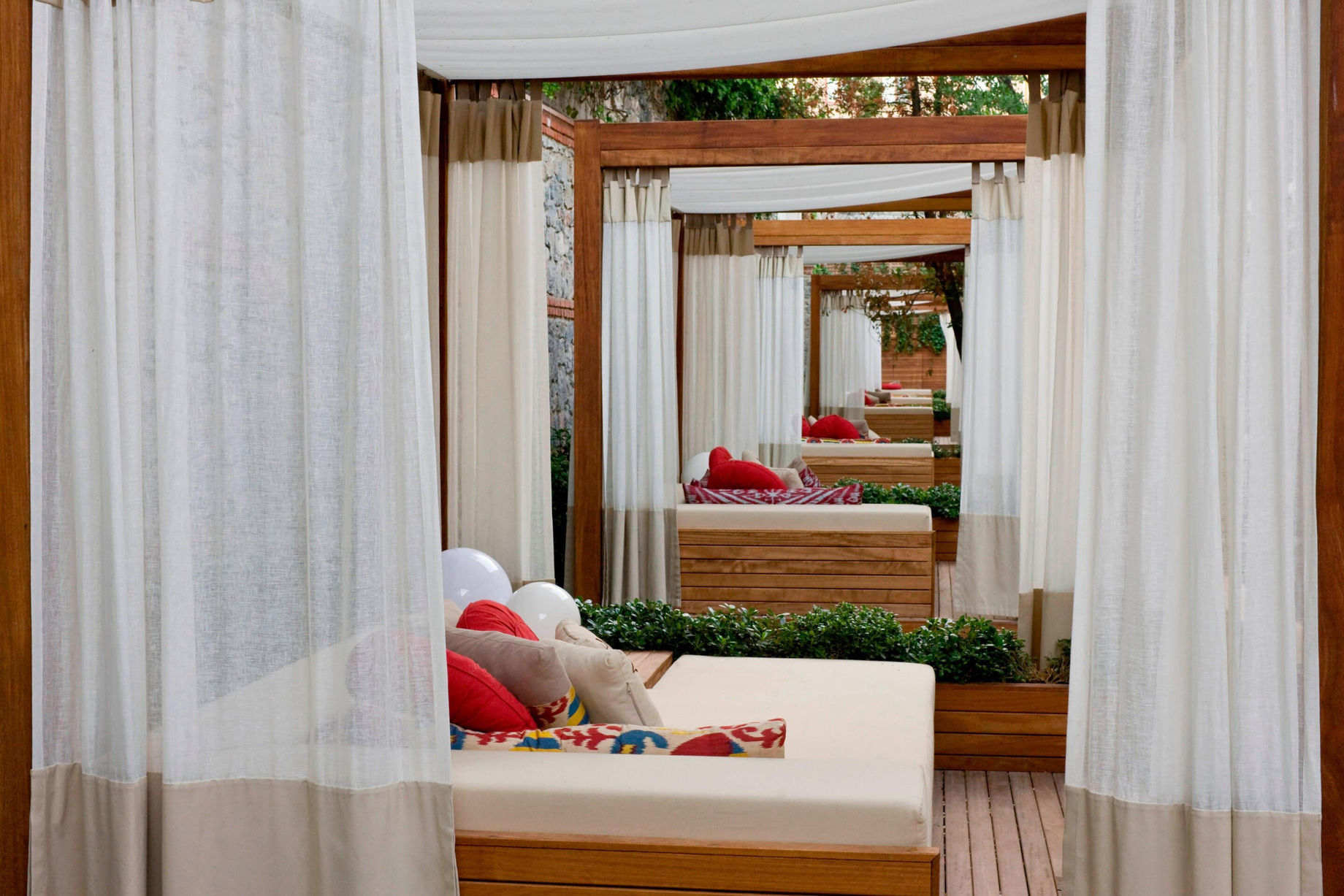 W Istanbul Hotel – Istanbul, Turkey – Marvelous Room Cabana Decor