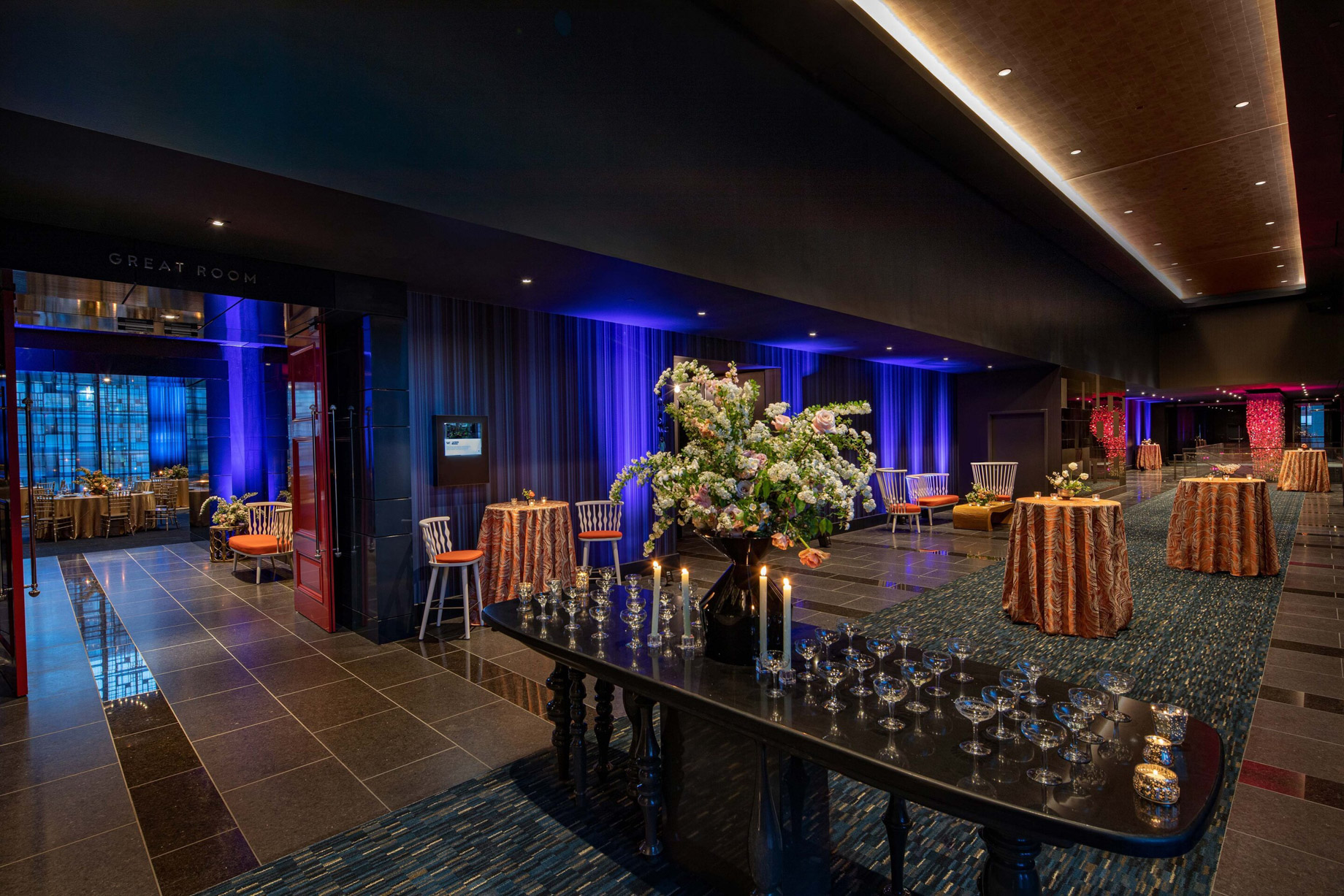 W Philadelphia Hotel - Philadelphia, PA, USA - W Wedding Reception