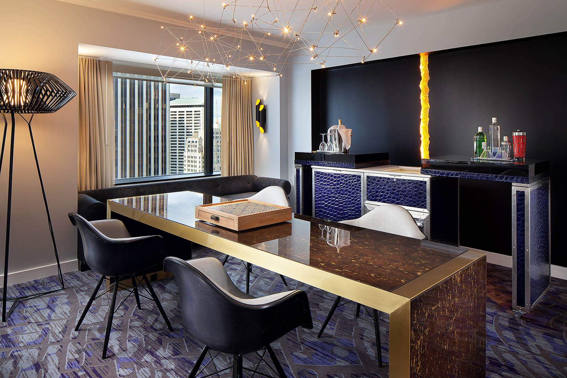 W Seattle Hotel – Seattle, WA, USA – Extreme WOW Suite Bar