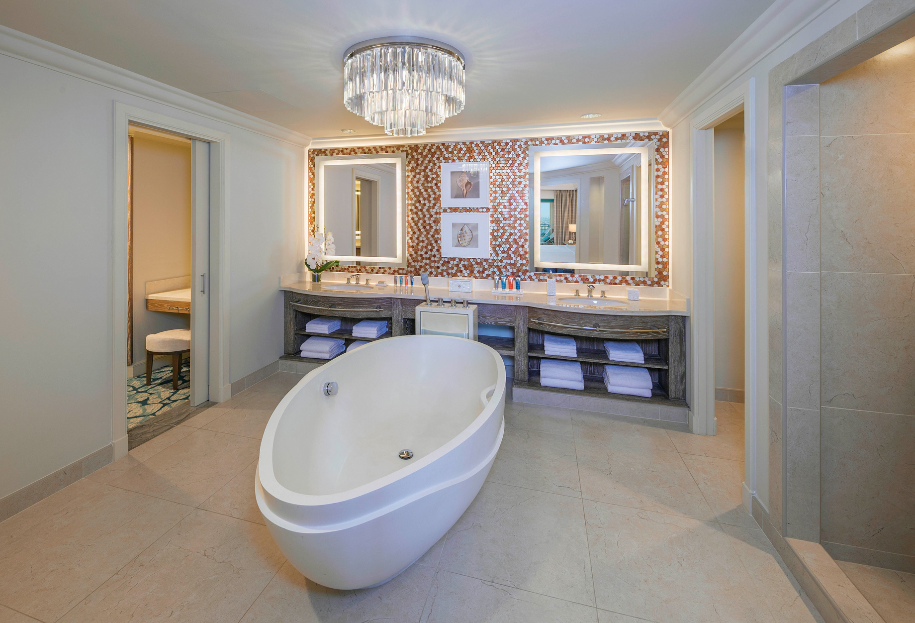 Atlantis The Palm Resort – Crescent Rd, Dubai, UAE – Terrace Club Suite Bathroom