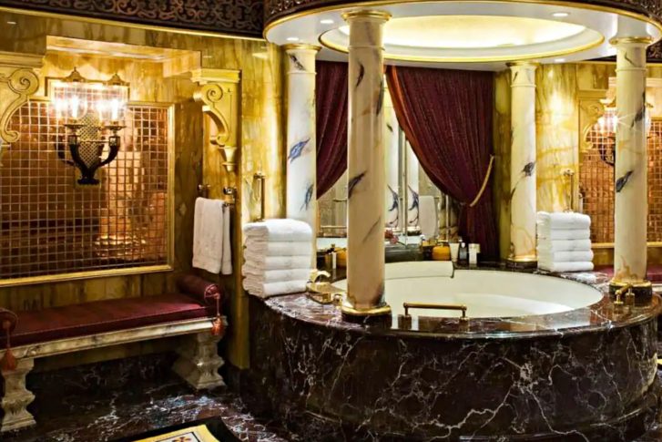 Burj Al Arab Jumeirah Hotel - Dubai, UAE - Royal Suite Bathroom