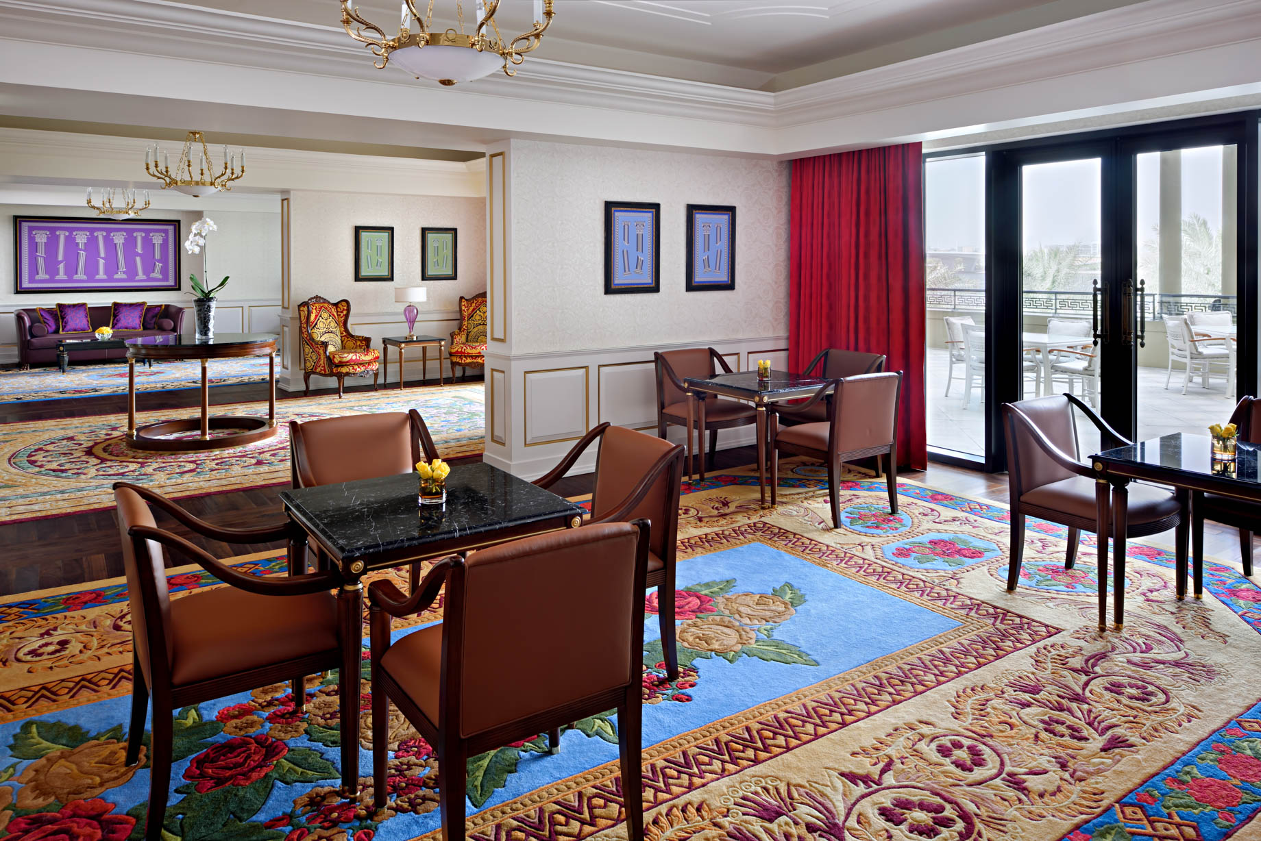 Palazzo Versace Dubai Hotel - Jaddaf Waterfront, Dubai, UAE - Executive Lounge