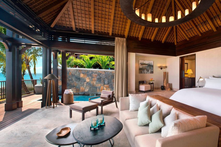 JW Marriott Mauritius Resort - Mauritius - Villa Master Bedroom with view on the Ocean